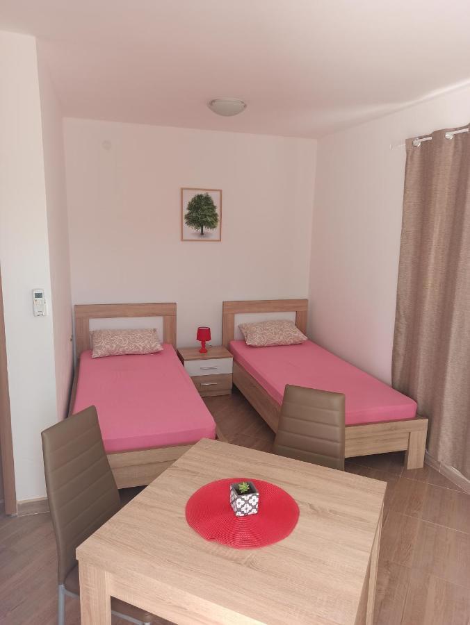 בודווה Lastva Holliday Rooms מראה חיצוני תמונה
