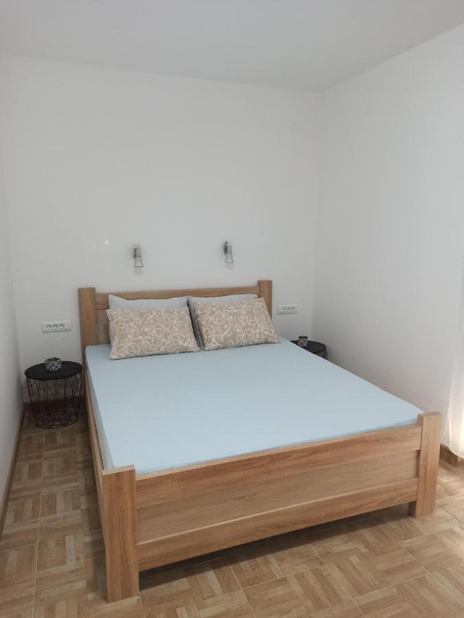 בודווה Lastva Holliday Rooms מראה חיצוני תמונה